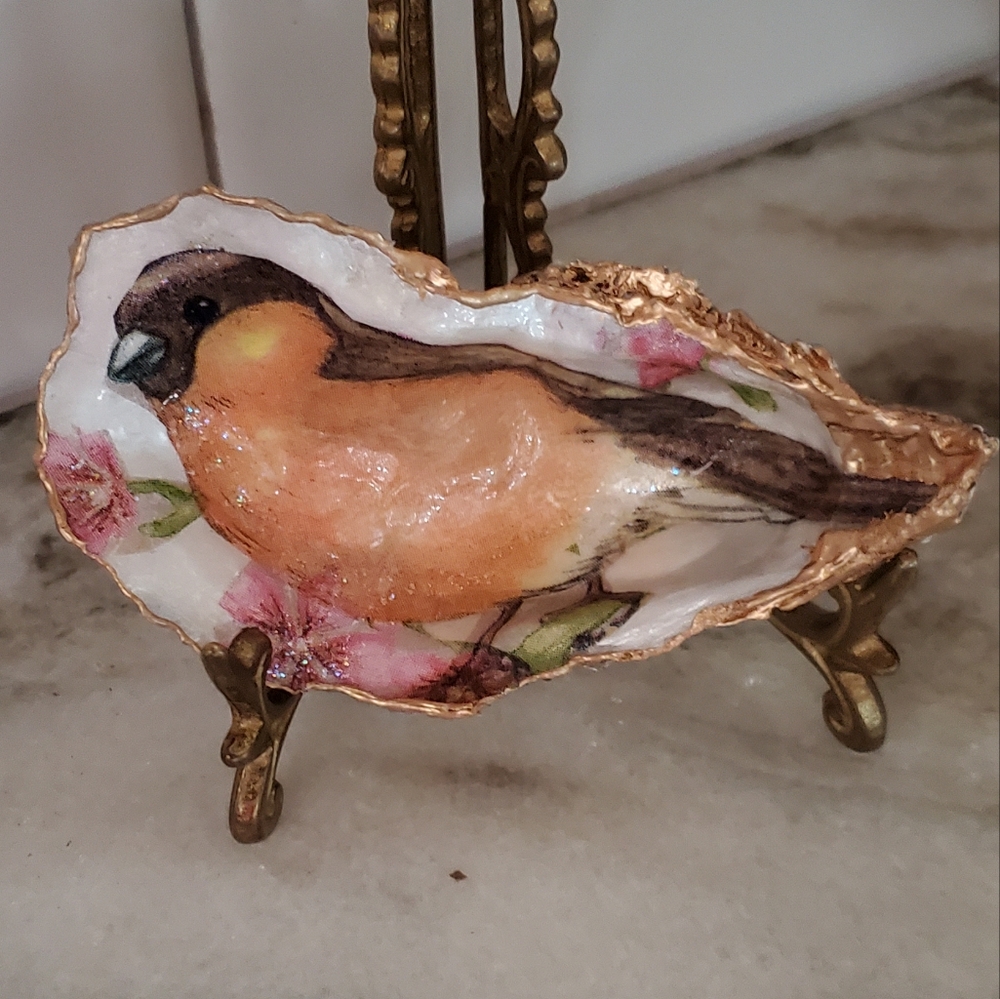 Oyster Handcrafted Natural Ring Dish in a Bird Design ⚜️🧡⚜️